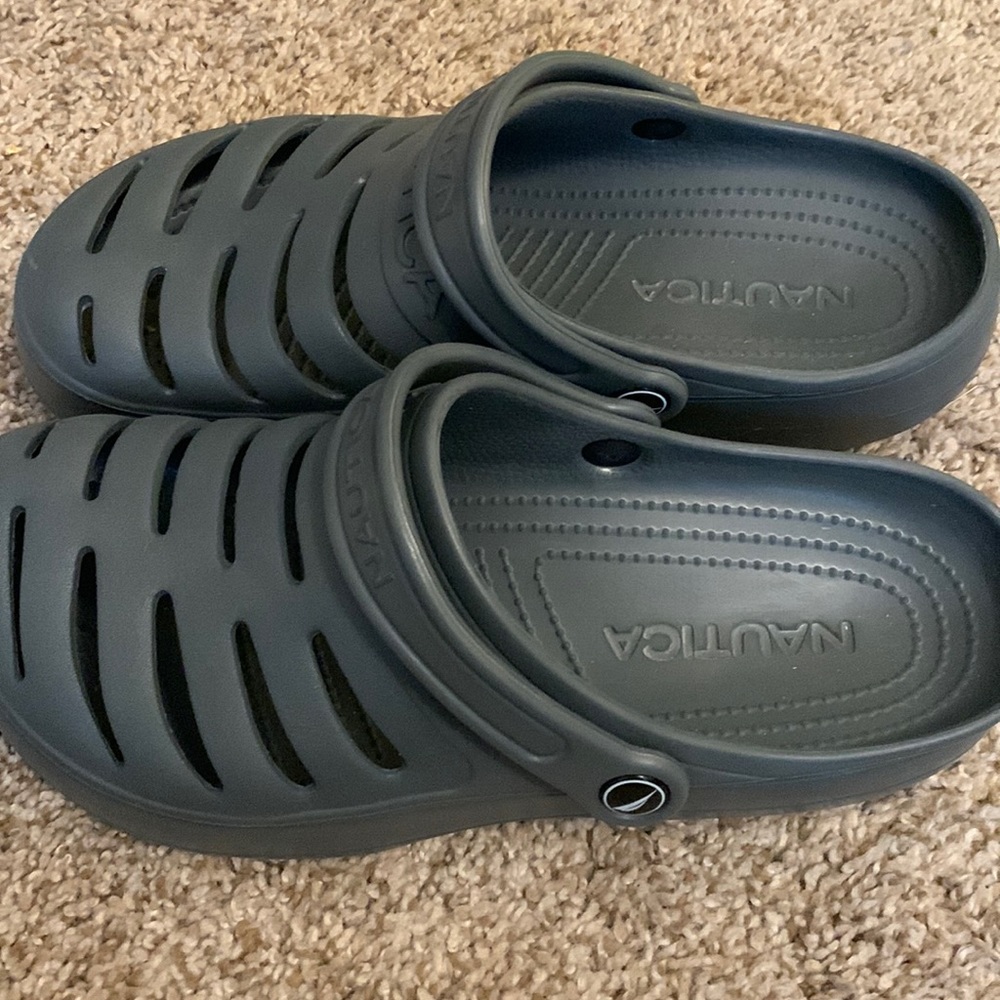 Nautica crocs